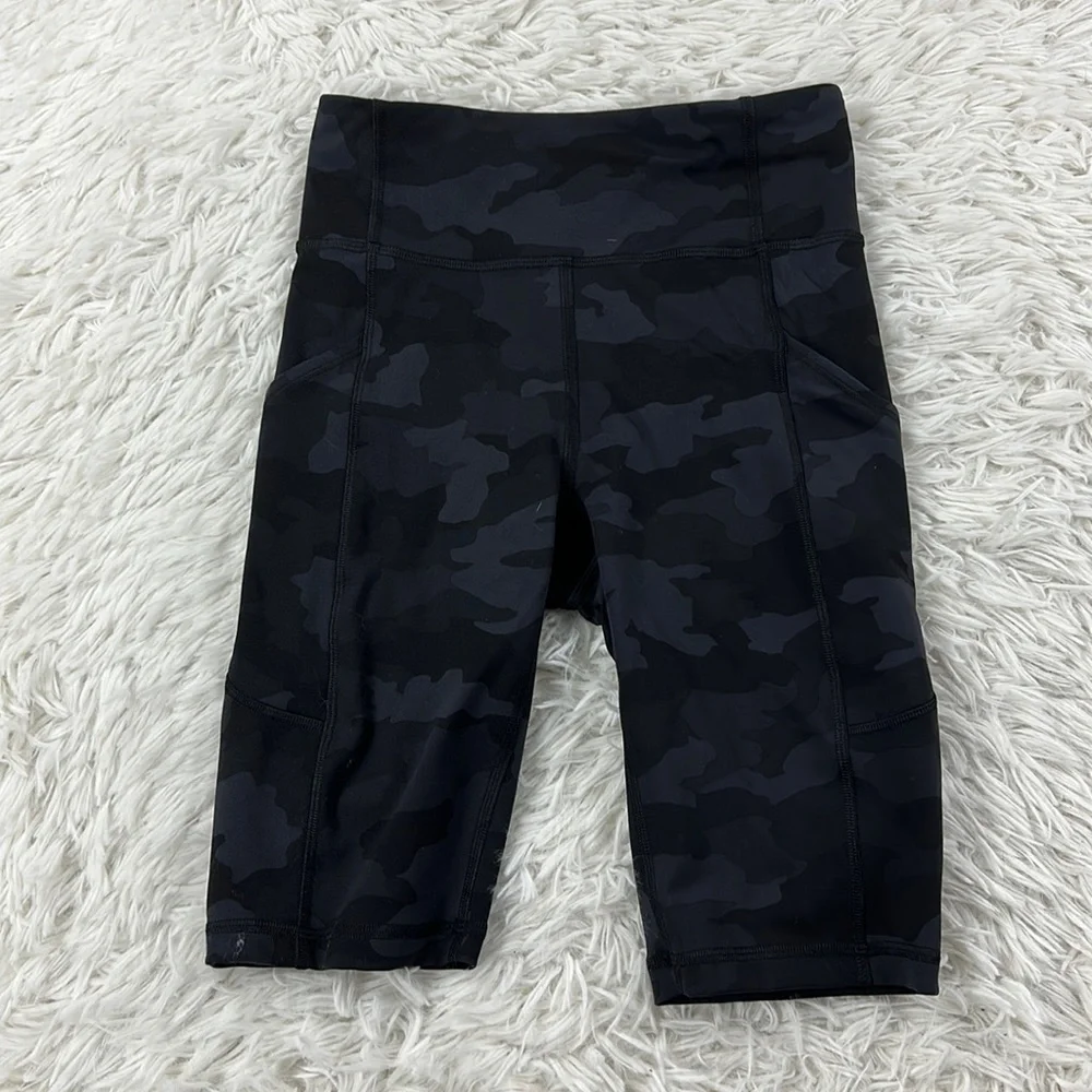 Lululemon Invigorate High-Rise Short 10